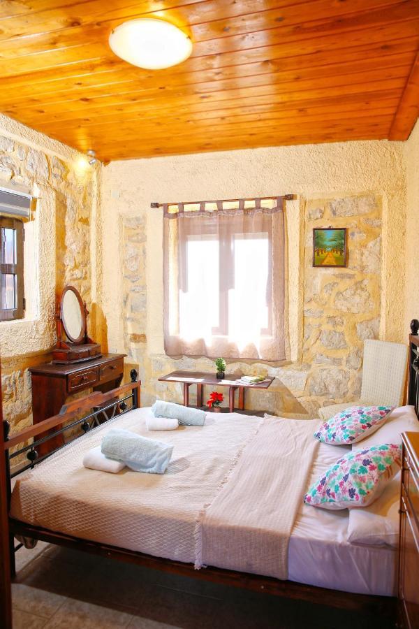 Villa Stone House Irene Limenas Chersonisou Exterior foto